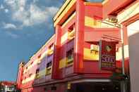 Luar Bangunan Hotel Sogo Wood Street Pasay