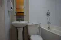 In-room Bathroom Hotel Sogo Aurora Boulevard - Cubao