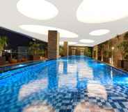 Swimming Pool 4 Melia Makassar