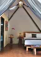 BEDROOM Maribaya Glamping Tent