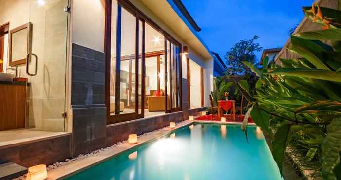 Swimming Pool Aishwarya Exclusive Villas