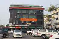 Bangunan OYO 90668 Joy inn