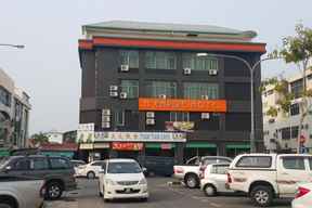 OYO 90668 Joy inn