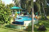 Kolam Renang Green Cottage Beach Resort