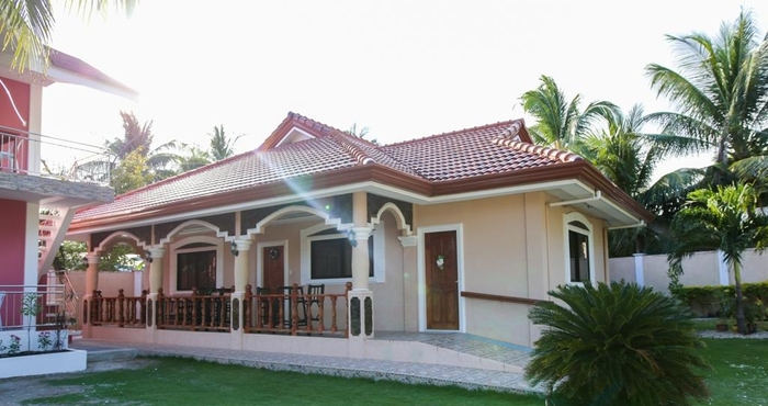 Exterior Luzmin-BH Cottages and Bungalows