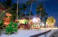 Restoran 3 The Coral Blue Oriental Villas and Suites
