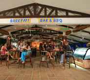 Quầy bar, cafe và phòng lounge 6 Wild Orchid Beach Resort Zambales