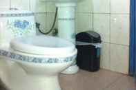 Toilet Kamar Shemaja Inn