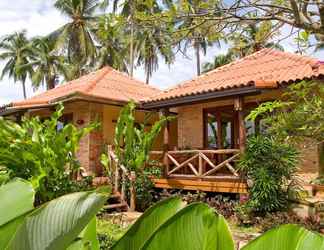 Exterior 2 Sea Breeze Hotel Koh Chang