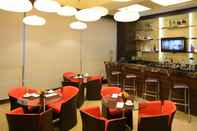 Bar, Kafe dan Lounge Ramada by Wyndham Manila Central