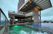 Kolam Renang 4 City Garden GRAND Hotel