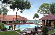 Swimming Pool 3 Hotel Purnama Mulia