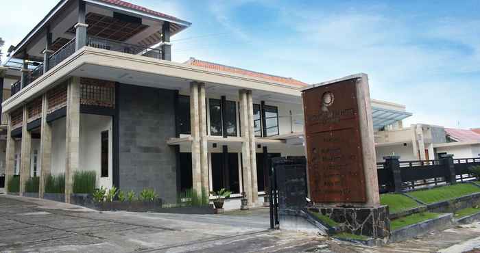 Exterior Hotel Purnama Mulia