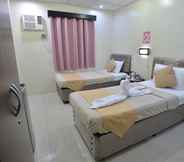 Bedroom 5 Amax Inn Makati