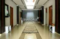 Lobby Simple Room Very Close to Lebak Bulus Terminal (SAP)