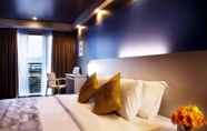 Bedroom 3 Pillows Hotel Cebu