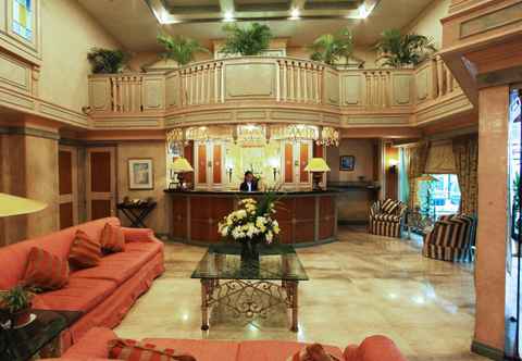 Lobby Manila Manor Hotel
