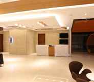 Lobby 3 Grand Citihub Hotel @ Kajoetangan - Malang