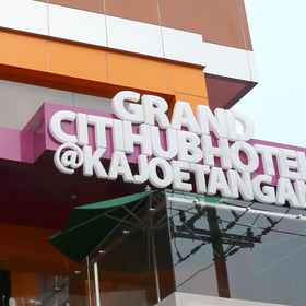 Exterior / Building 1 Grand Citihub Hotel @ Kajoetangan - Malang, Turen Hotels