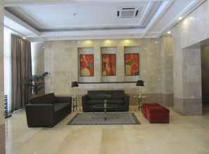 Lobby 4 Alcoves Apartments - Legaspi