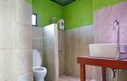 Toilet Kamar 7 Aurora Resort Chiangdao