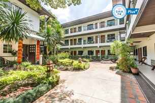 Charlie House Pinklao, THB 880.04