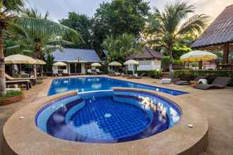 Swimming Pool 4 The Beach Garden Resort 