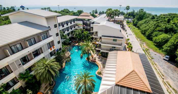 Exterior Sea Breeze Jomtien Resort