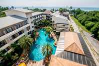 Exterior Sea Breeze Jomtien Resort