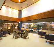 Lobby 7 Sea Breeze Jomtien Resort