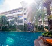 Swimming Pool 3 Sea Breeze Jomtien Resort