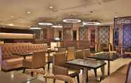 Quầy bar, cafe và phòng lounge 6 Swiss-Belhotel Blulane Manila