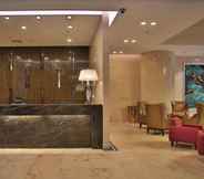 Lobby 5 Swiss-Belhotel Blulane Manila