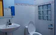In-room Bathroom 3 Dive Gurus Boracay Beach Resort