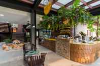 Bar, Cafe and Lounge Rain Tree Residence Hotel 
