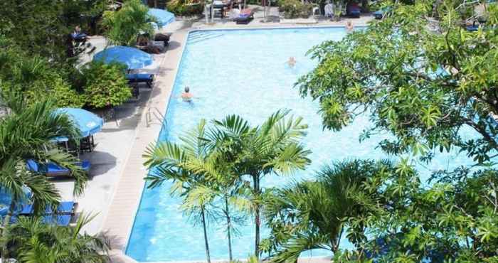 Swimming Pool Palm Garden Hotel Pattaya