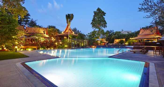 Swimming Pool Sugar Hut Resort