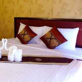 เรือนพักวียงนิมมาน 1, โรงแรม & ที่พัก วัดสวนดอก