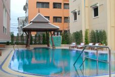 수영장 Golden Villa