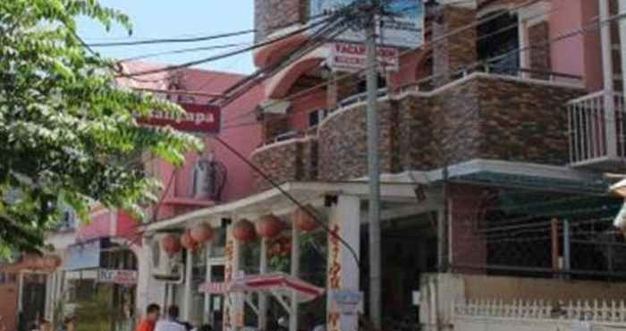 Exterior MN Boracay Lodge Inn