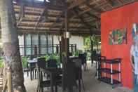 Bar, Kafe, dan Lounge Rieseling Boracay Beach Resort