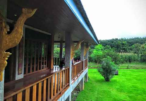 Exterior Baan Chai Khao Village Home Stay