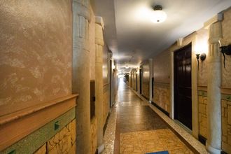 Lobby 4 Luxor Hotel Bangkok