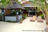 ภายนอกอาคาร Micky Santoro Beach Front House