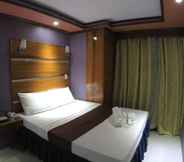 Kamar Tidur 2 Taj Hotel