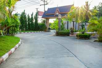 Bên ngoài 4 Baan Suan Rim Nam Resort Suratthani