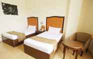 Kamar Tidur 7 Eon Centennial Plaza Hotel