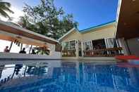 Swimming Pool Calypso Beach and Dive Resort