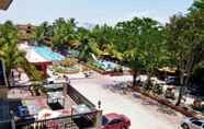 Atraksi di Area Sekitar 6 Goldland Spring Resort and Hotel