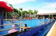 Kolam Renang 6 Burapa Beach Resort Chaolao